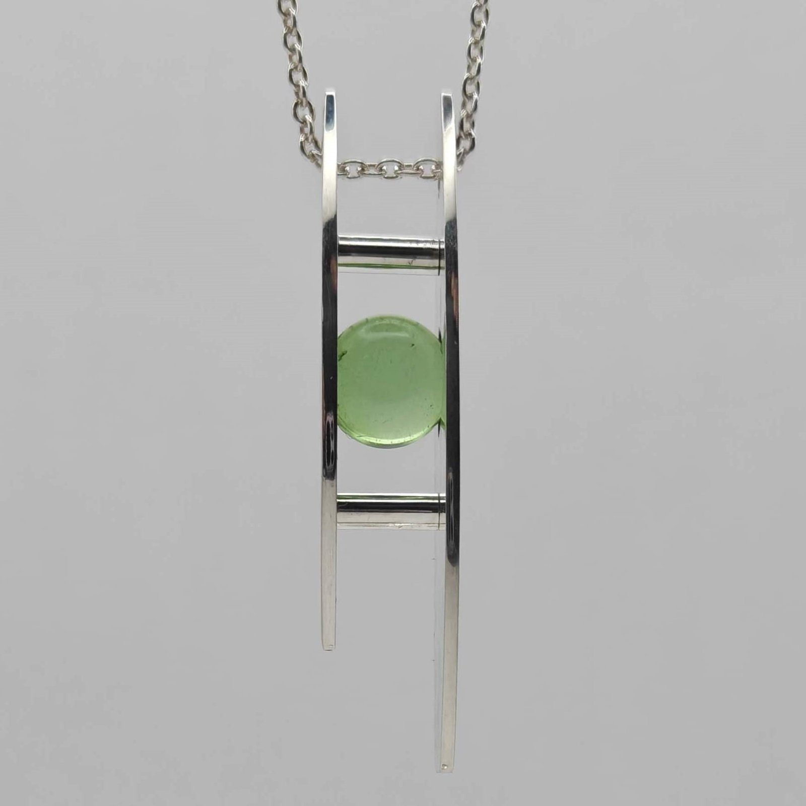 Suspension Necklace No. 1, detail suspended