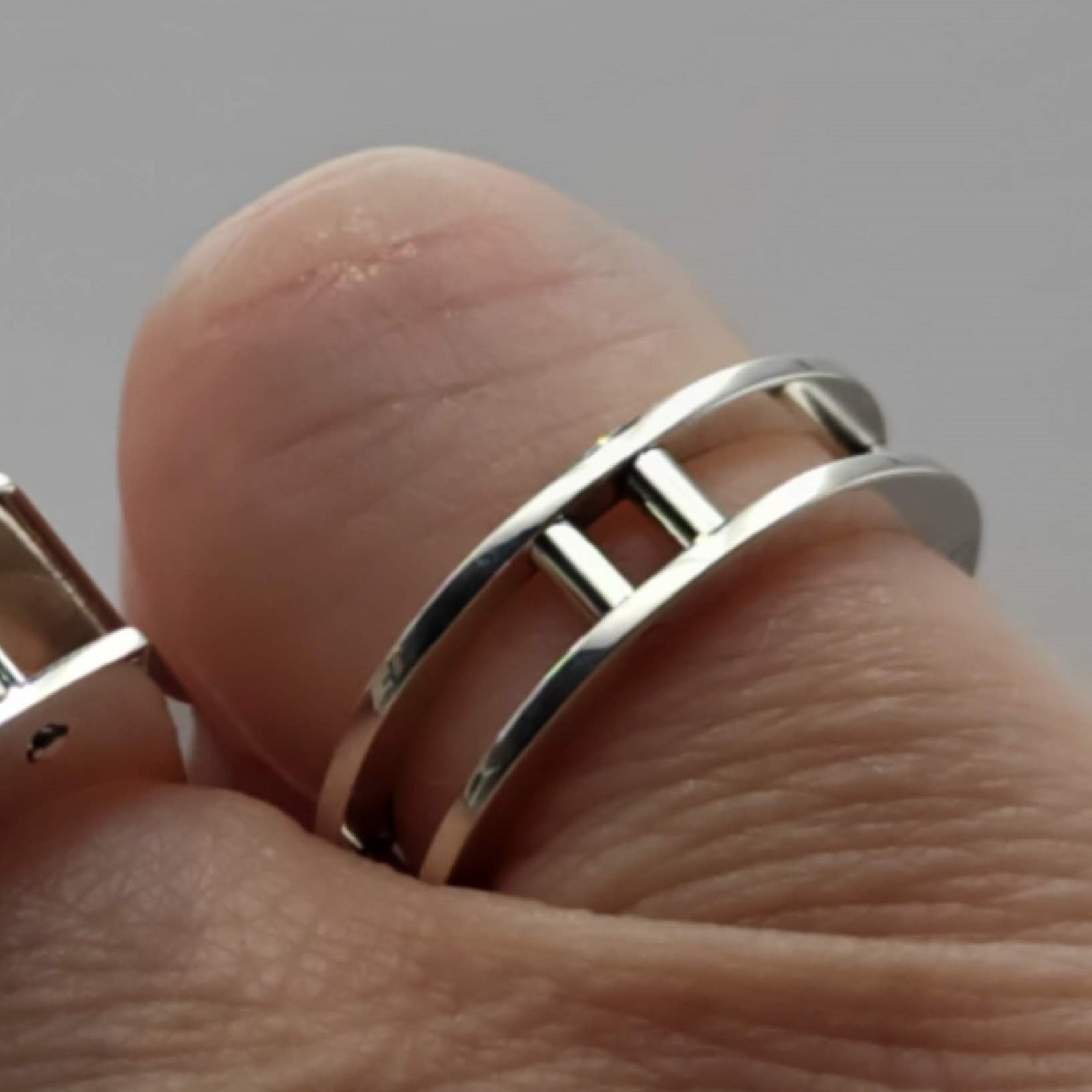 Suspension Ring No. 10 worn on the hand