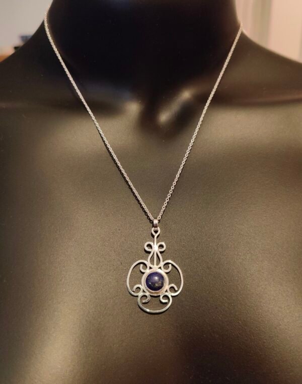 Zilver Hanger met Lapis Lazuli